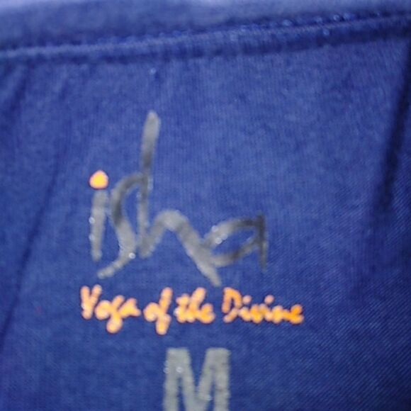 AUM Tee - Picture 3 of 3